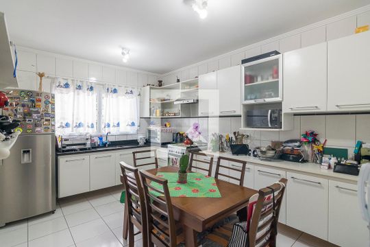 Cozinha de casa de condomínio à venda com 3 quartos, 140m² em Campestre, Santo André
