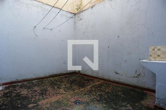 Área de serviço de casa à venda com 3 quartos, 100m² em Chora Menino, São Paulo