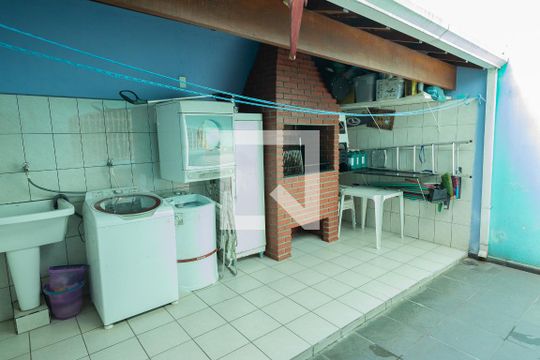 Área de Serviço e Churrasqueira de casa à venda com 4 quartos, 125m² em Nova Petrópolis, São Bernardo do Campo