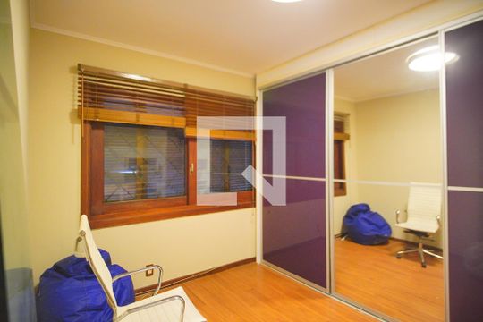 Quarto 1 de apartamento para alugar com 3 quartos, 240m² em Bela Vista, Porto Alegre