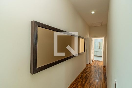 Corredor de casa de condomínio à venda com 3 quartos, 338m² em Bosque das Palmeiras, Campinas