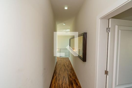 Corredor de casa de condomínio à venda com 3 quartos, 338m² em Bosque das Palmeiras, Campinas