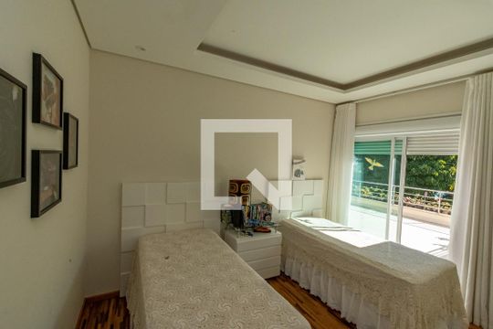 Suite  de casa de condomínio à venda com 3 quartos, 338m² em Bosque das Palmeiras, Campinas