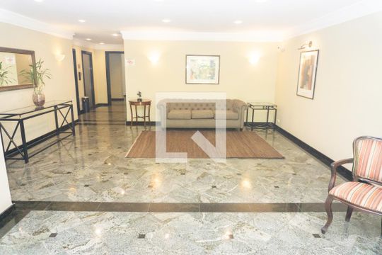 Hall de entrada de apartamento à venda com 1 quarto, 42m² em Bela Vista, São Paulo
