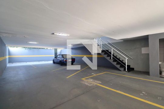 Garagem de apartamento à venda com 2 quartos, 52m² em Vila Alto de Santo André, Santo André
