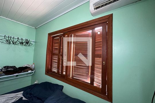 Quarto 2 - Janela de casa à venda com 2 quartos, 49m² em Scharlau, São Leopoldo