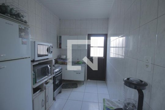Cozinha de casa à venda com 4 quartos, 200m² em Vila Jardim, Porto Alegre