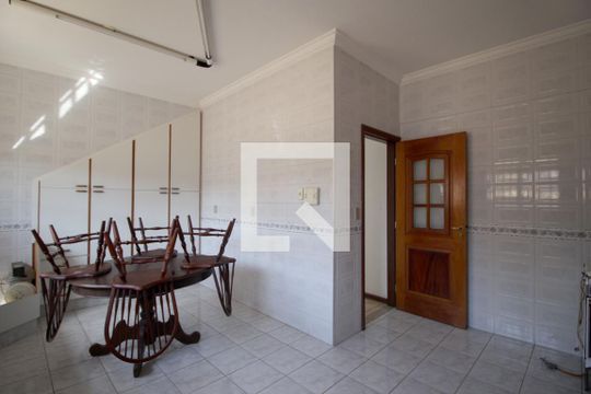 Cozinha de casa para alugar com 4 quartos, 900m² em Vila Trujillo, Sorocaba