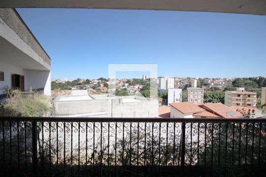 Vista da Suíte Master de casa para alugar com 4 quartos, 900m² em Vila Trujillo, Sorocaba