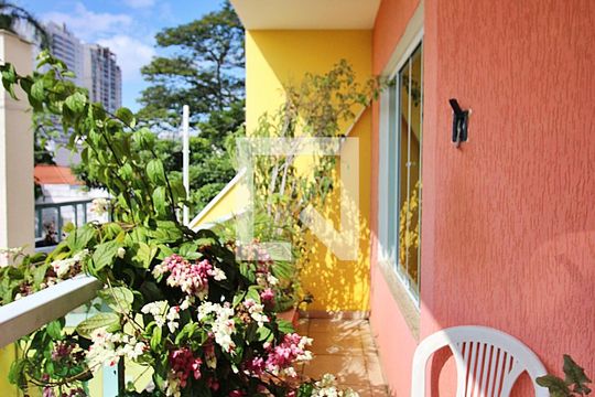 Sacada da Sala  de casa à venda com 3 quartos, 230m² em Nova Petrópolis, São Bernardo do Campo