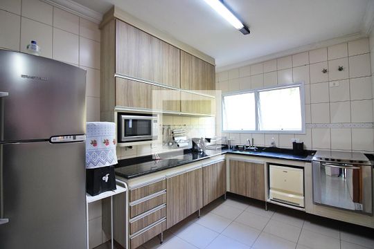 Cozinha de casa à venda com 3 quartos, 230m² em Nova Petrópolis, São Bernardo do Campo