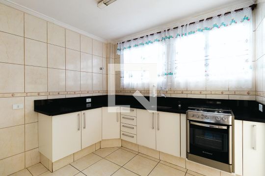 Cozinha de apartamento à venda com 3 quartos, 86m² em Centro, Jundiaí