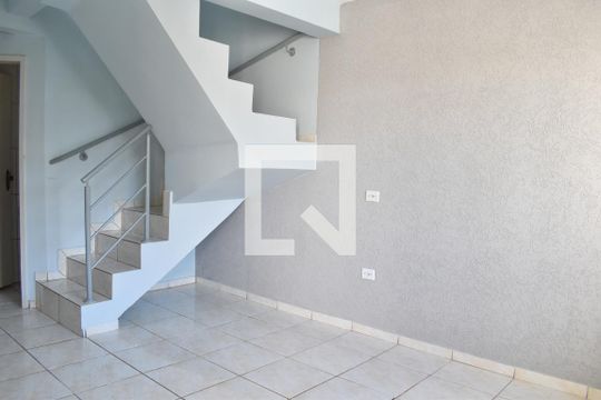 Casa para alugar com 3 quartos, 70m² em Campo de Santana, Curitiba