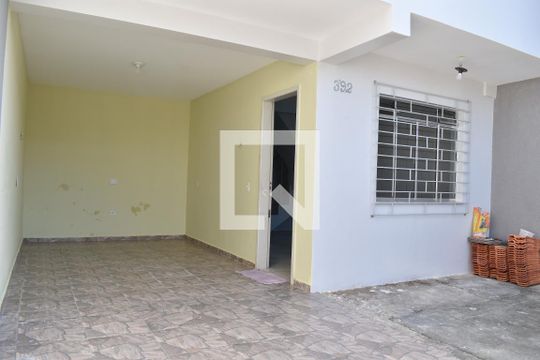 Garagem de casa para alugar com 3 quartos, 70m² em Campo de Santana, Curitiba