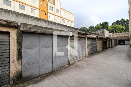 Área comum / Estacionamento de apartamento para alugar com 2 quartos, 56m² em Conjunto Residencial José Bonifácio, São Paulo