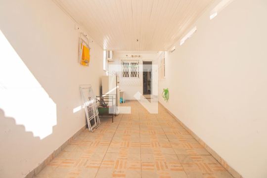 Garagem de apartamento à venda com 1 quarto, 65m² em Rio Branco, Porto Alegre