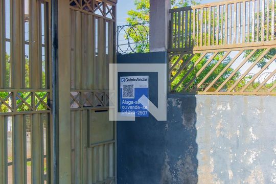 Placa Instalada de apartamento à venda com 2 quartos, 55m² em Fazenda da Juta, São Paulo