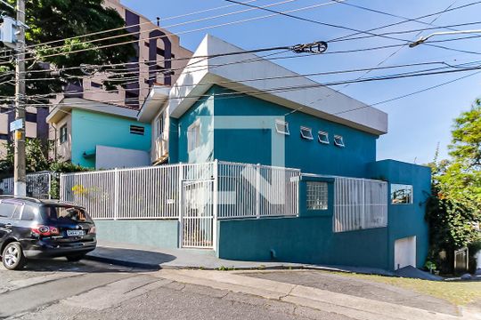 Fachada de casa à venda com 2 quartos, 220m² em Jardim Sao Paulo(zona Norte), São Paulo