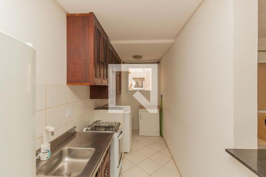 Cozinha e Área de Serviço de apartamento para alugar com 2 quartos, 59m² em Industrial, Novo Hamburgo