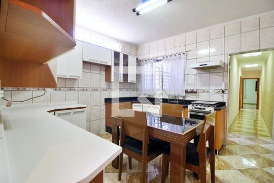 Cozinha de casa à venda com 2 quartos, 150m² em Parque Oratorio, Santo André