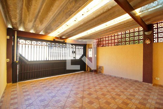 Garagem de casa à venda com 2 quartos, 150m² em Parque Oratorio, Santo André