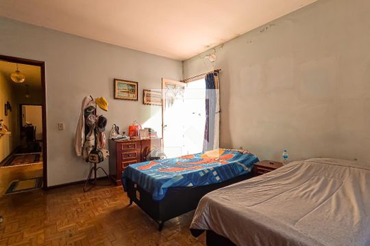 Quarto 1 de casa à venda com 3 quartos, 250m² em Jardim Gumercindo, Guarulhos