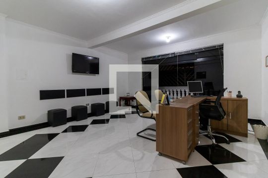 Sala 2 de casa para alugar com 3 quartos, 250m² em Itaquera, São Paulo