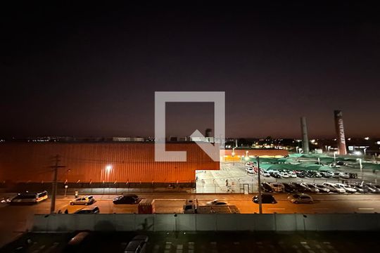 Vista do Quarto 2  de apartamento para alugar com 2 quartos, 50m² em Santos Dumont, São Leopoldo