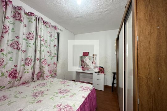 Quarto 2 de apartamento para alugar com 2 quartos, 50m² em Santos Dumont, São Leopoldo