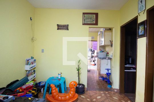 Sala de casa à venda com 5 quartos, 181m² em Parque Artur Alvim, São Paulo