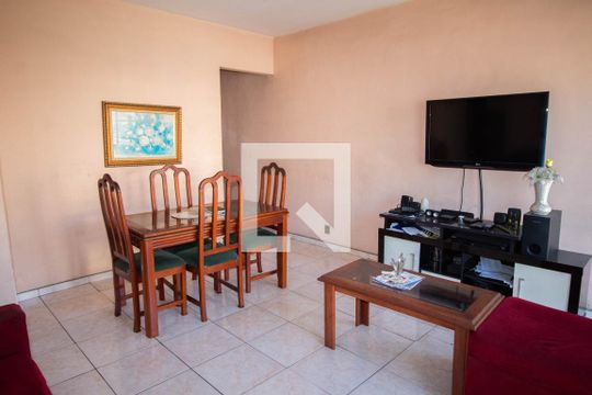Sala de apartamento para alugar com 2 quartos, 72m² em Vila da Penha, Rio de Janeiro