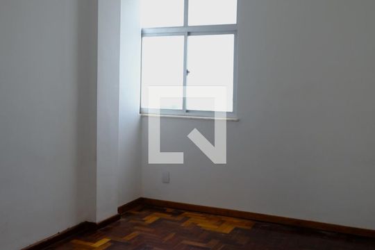 Quarto de apartamento para alugar com 3 quartos, 120m² em Vitória, Salvador