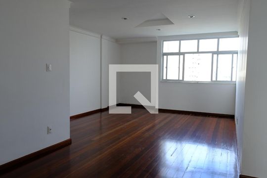 Sala de apartamento para alugar com 3 quartos, 120m² em Vitória, Salvador
