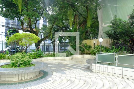 Área comum de apartamento para alugar com 3 quartos, 120m² em Vitória, Salvador
