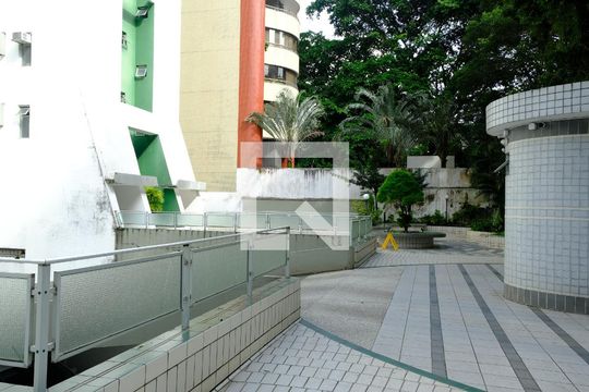 Área comum de apartamento para alugar com 3 quartos, 120m² em Vitória, Salvador
