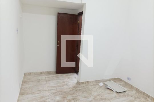 quarto 01 de casa à venda com 2 quartos, 120m² em Vila Santa Clara, São Paulo