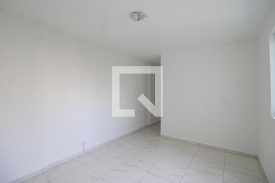 Sala de apartamento à venda com 2 quartos, 60m² em Vargem Pequena, Rio de Janeiro