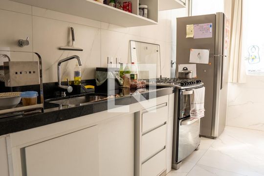 Cozinha de apartamento à venda com 2 quartos, 81m² em Vila Buarque, São Paulo