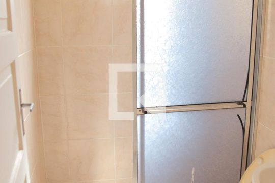 Banheiro quarto 3 de casa para alugar com 3 quartos, 180m² em Centro, Embu das Artes