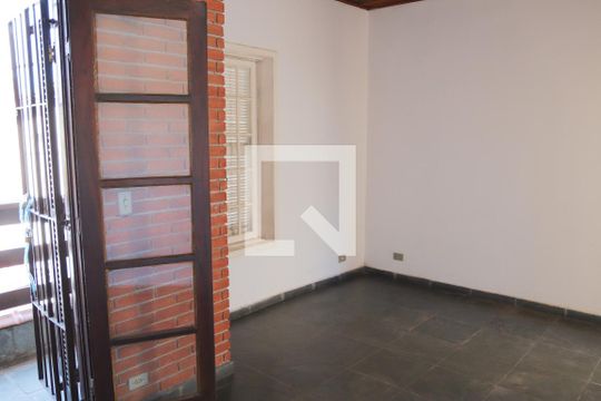 Quarto 1 de casa para alugar com 3 quartos, 180m² em Centro, Embu das Artes