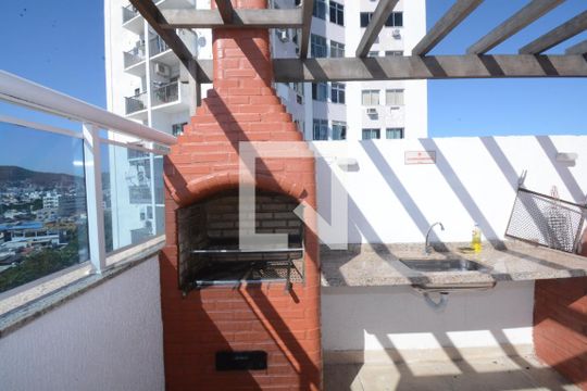 Área comum - Churrasqueira de apartamento para alugar com 2 quartos, 58m² em Cordovil, Rio de Janeiro