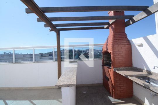 Área comum - Churrasqueira de apartamento para alugar com 2 quartos, 58m² em Cordovil, Rio de Janeiro