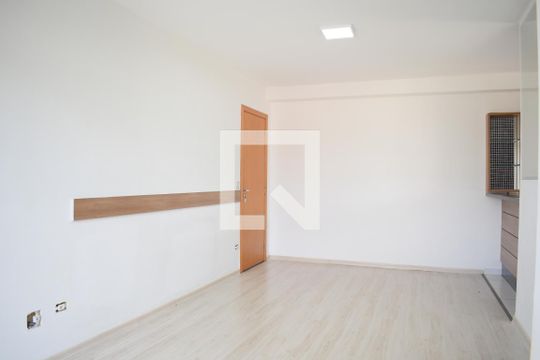 Sala de apartamento para alugar com 3 quartos, 99m² em Uberaba, Curitiba