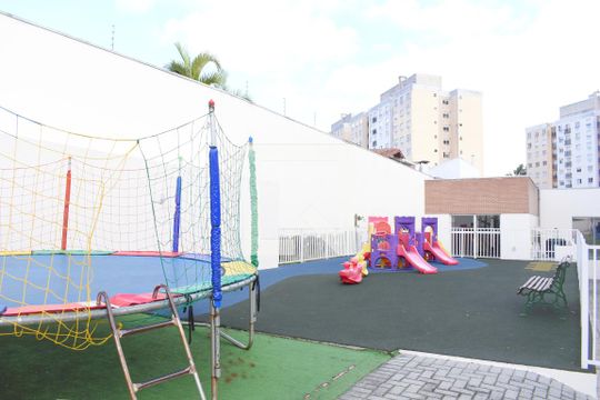Área comum - Playground de apartamento para alugar com 3 quartos, 99m² em Uberaba, Curitiba