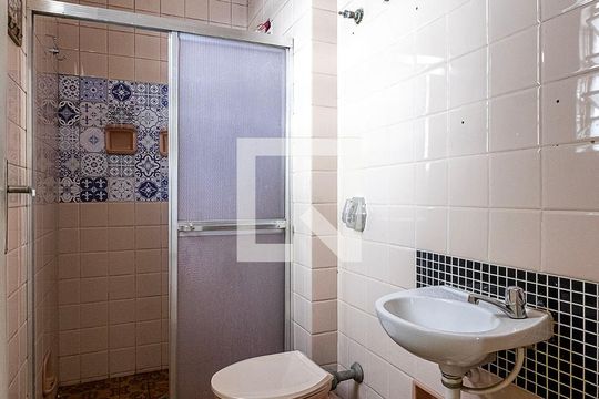Suíte - Banheiro de casa à venda com 3 quartos, 220m² em Pinheiros, São Paulo