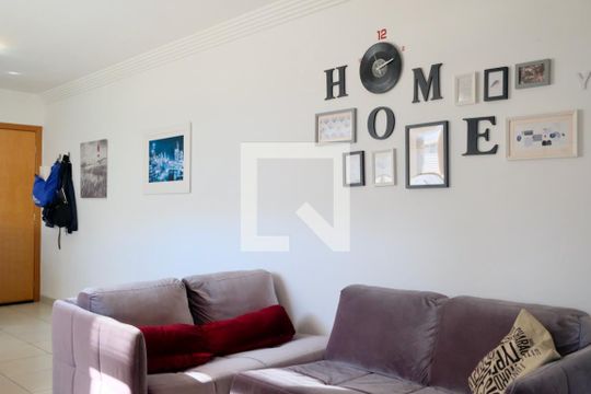 Sala de apartamento para alugar com 3 quartos, 78m² em Sagrada Família, Belo Horizonte