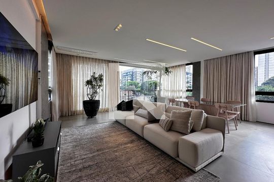Sala de apartamento à venda com 3 quartos, 157m² em Campo Belo, São Paulo