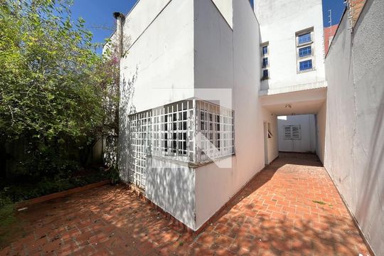 Garagem de casa à venda com 4 quartos, 240m² em Indianópolis, São Paulo
