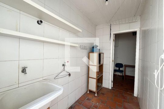 Área de Serviço de casa à venda com 4 quartos, 240m² em Indianópolis, São Paulo