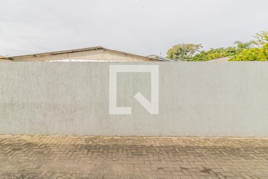 Quarto 1-Vista de casa de condomínio à venda com 2 quartos, 56m² em Niterói, Canoas